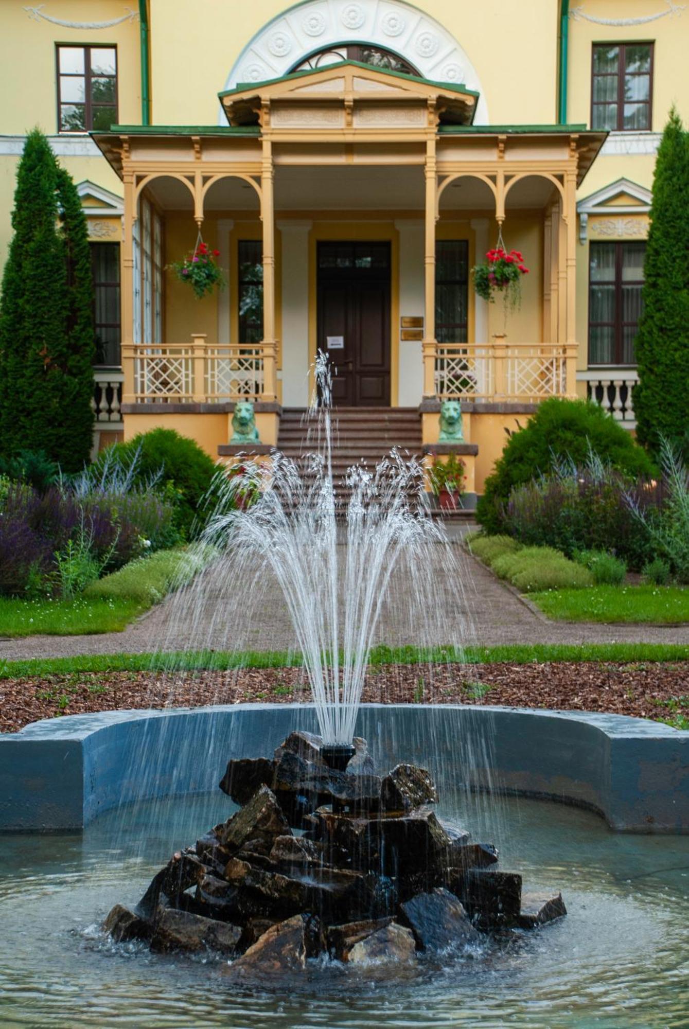 Nauksenu Muiza Hotel Naukseni Bagian luar foto