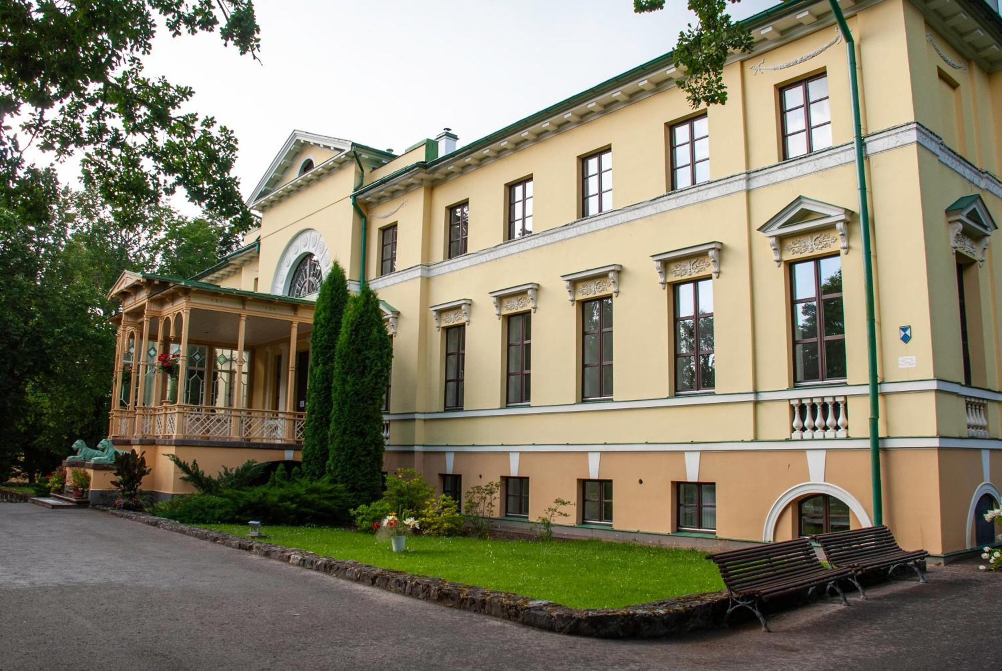 Nauksenu Muiza Hotel Naukseni Bagian luar foto